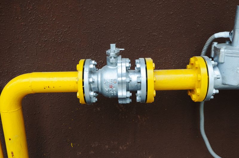 Gas Pipe Moving